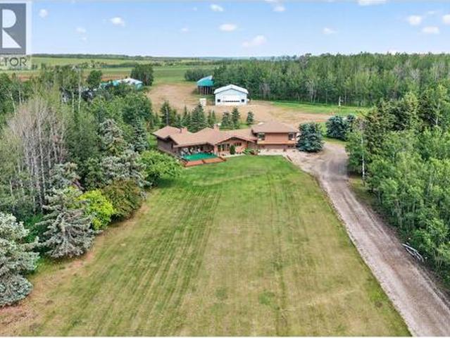 3422 Road, Dawson Creek, BC, V1G 4H3 house for sale | Listing ID 10393 | Royal LePage
