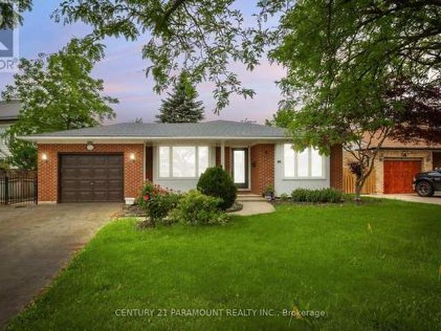 342 Main Street, St. Catharines, ON, L2R 6P9 house for sale | Listing ID X13470 | Royal LePage