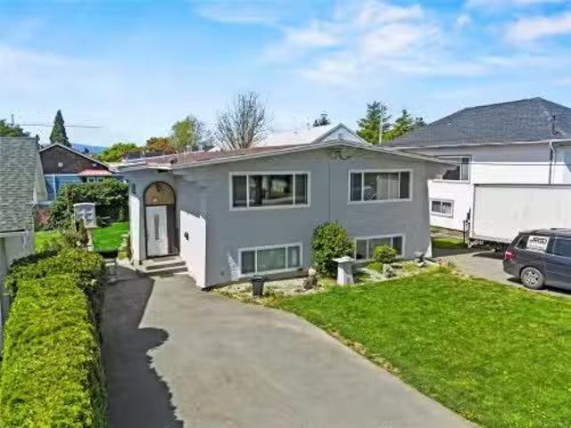3430 Seaton St, Saanich, BC, V8Z 3V9 investment for sale Li.