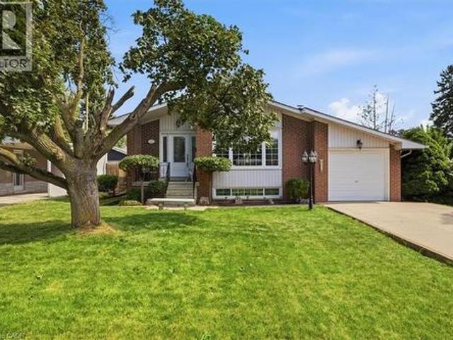 343 Duncombe Drive, Burlington, ON, L7L 4M2 house for sale | Listing ID 40857 | Royal LePage