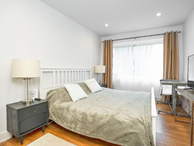 3440 Ridgewood