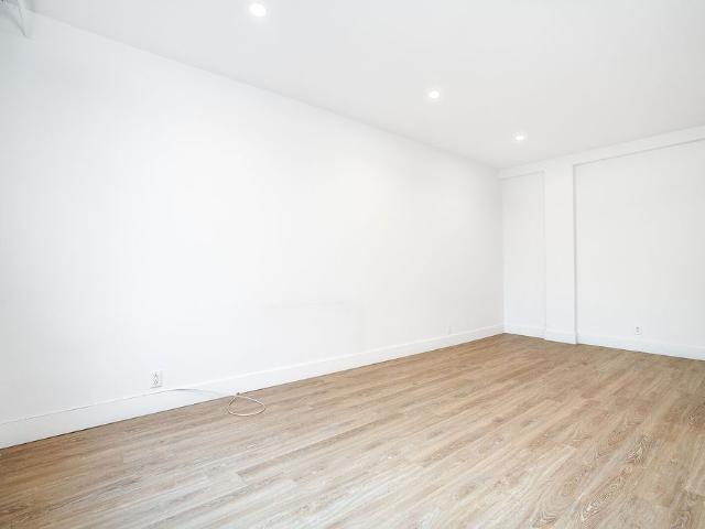 3440 Ridgewood