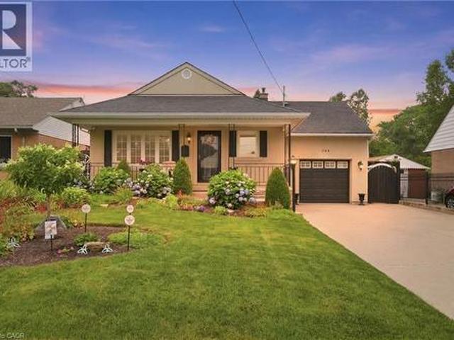 344 East 36Th Street, Hamilton, ON, L8V 3Z8 house for sale | Listing ID 40849 | Royal LePage