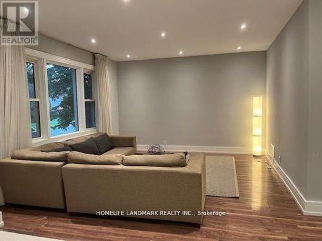 344 Horsham Avenue, Toronto, ON, M2R 1G6 house for lease | Listing ID C13441 | Royal LePage