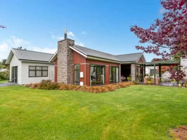 344 Hughes Line, Carterton, Carterton