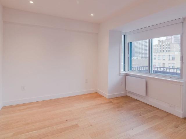 3455 Aylmer 1 Bedroom Apartment for Rent at 3455 Rue Aylmer, Montréal, QC H2X 2B5 Milton Parc