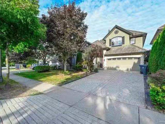 3458 Rosemary Heights Crescent, Surrey, BC, V3Z 0M4 house fo.