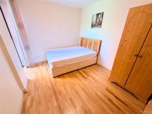 345,000 | Apartment 216, The Willows, Ballinlough, Cork Barry Auctioneers & Valuers 5011 MyHome. Ie Residential