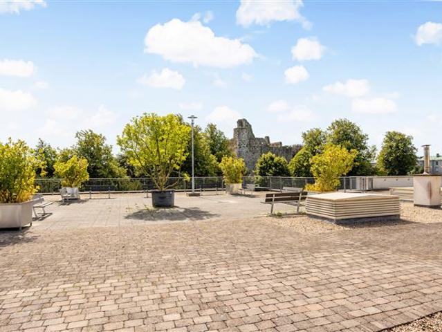 345,000 | apartment 29, donadea house, lyreen manor, maynooth, co. Kildare Liam Reilly Auctioneers 5022 MyHome. Ie Residential