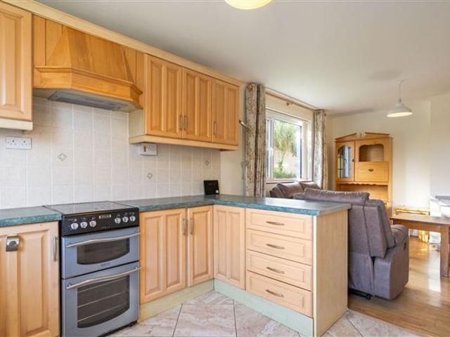 345,000 | Apartment 2, Block A, Sunnybank Court, Bray, Wicklow Dooley Auctioneers 4995 MyHome. Ie Residential