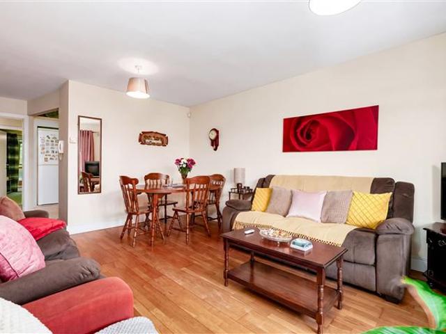 345,000 | 74 Knockmaree, Chapelizod, Dublin 20 Ray Cooke Auctioneers 5010 MyHome. Ie Residential