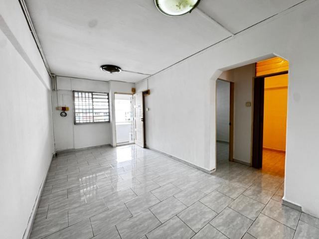 345 Ang Mo Kio Avenue 3 HDB Apartment For Sale, $519,000, 2 Bed 2 Bath 785 sqft $661.00 psf
