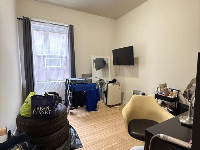 345 Elgin Street A
