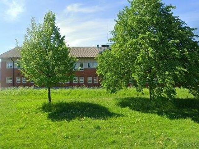 345 m2 kontor uthyres i Husie