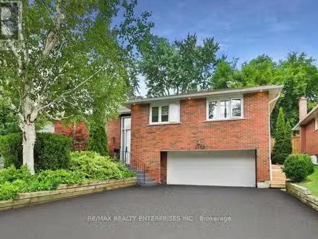 3469 Credit Heights Drive, Mississauga, ON, L5C 2M2 house fo.