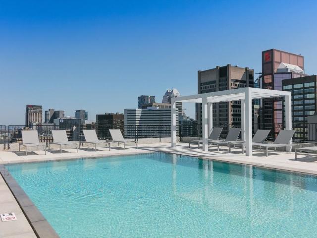 3460 Peel Street Studio Apartment for Rent at 3460 Rue Peel, Montréal, QC H3A 2M1