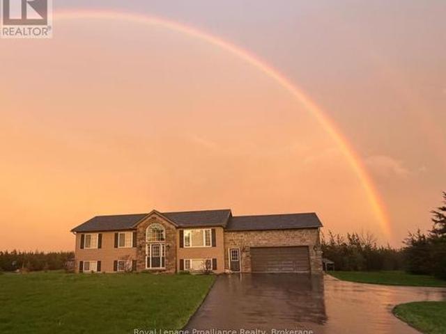 3471 County 3 Road, Prince Edward County Ameliasburg Ward, ON, K0K 1L0 house for sale | Listing ID X13422 | Royal LePage
