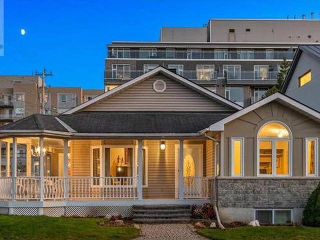 348 CARLETON AVENUE Ottawa Ontario