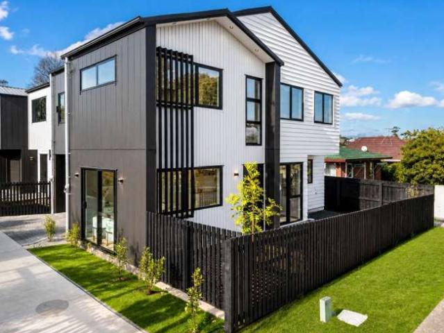 348 Bucklands Beach Road, Bucklands Beach, Manukau City
