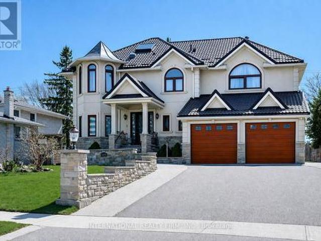 3496 Burningoak Crescent, Mississauga, ON, L4Y 3L5 house for sale | Listing ID W13054 | Royal LePage