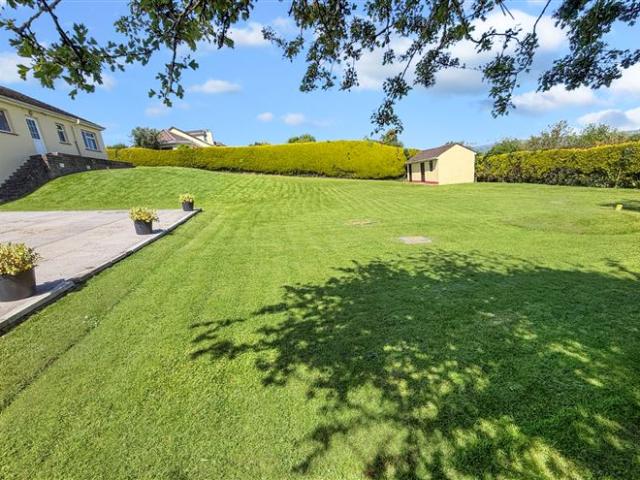 349,000 | Cluain Fada, Killaloe, Co. Clare Sherry FitzGerald Talbot 5004 MyHome. Ie Residential