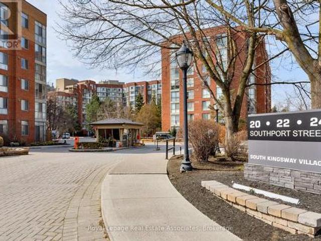 349 24 Southport Street, Toronto, ON, M6S 4Z1 condo for sale | Listing ID W13431 | Royal LePage