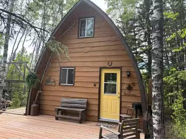 34 5227 Township Road 320, Rural Mountain View County, AB, T0M.