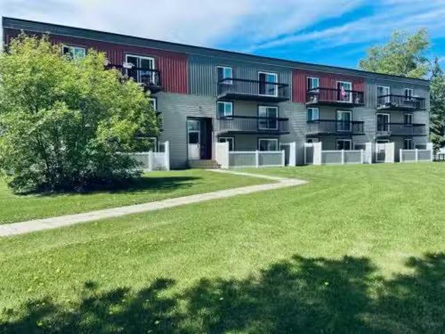 34 612 Main Street North, Slave Lake, AB, T0G 2A1 condo for.