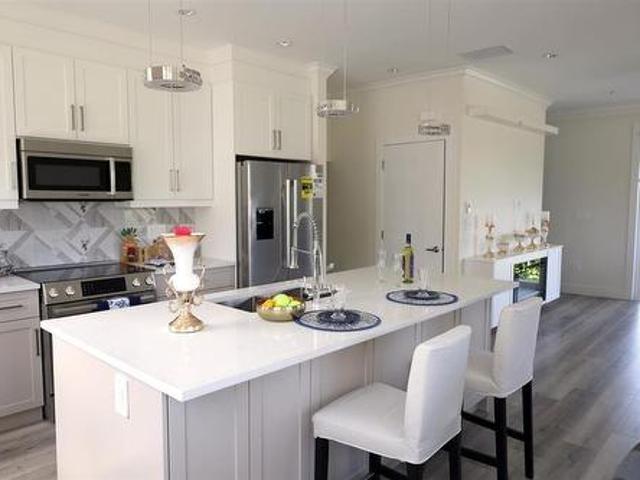 34 8181 A Street, Surrey, BC, V3W 3N8 townhouse for sale | Listing ID R3141 | Royal LePage