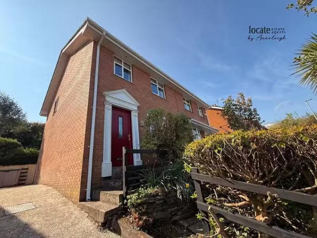 34 Tranarossan Avenue