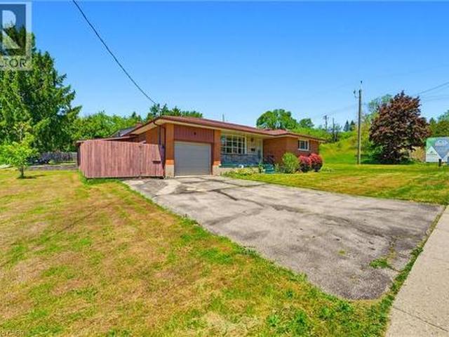 34 Volta Avenue, Kitchener, ON, N2A 2P8 house for sale | Listing ID 40843 | Royal LePage
