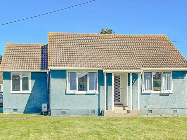 34 Wakefield Street WHANGANUI EAST