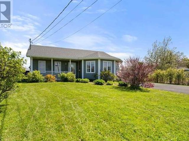 34 Water Street, Glace Bay, NS, B1A 1R3 house for sale | Listing ID 202617 | Royal LePage