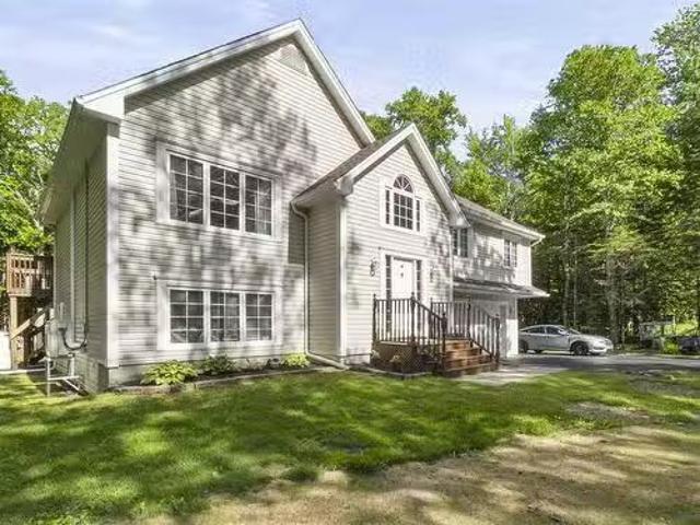 34 Westminister Court, Hammonds Plains, NS, B4B 1X4 house fo.