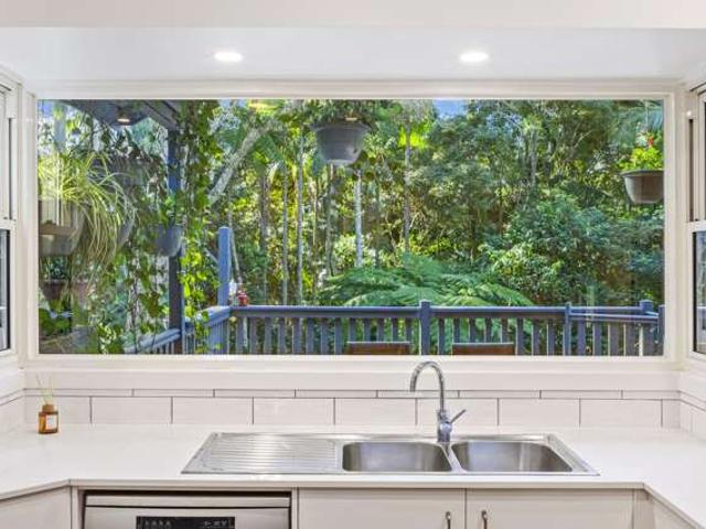 34 Wongawallan Road, Tamborine Mountain