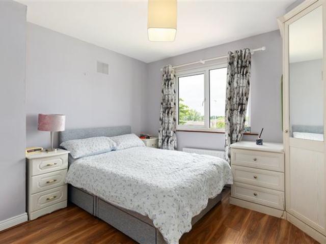 34 Ashton Lawn, Knocklyon, Dublin 16 DNG Rathfarnham 4937 MyHome. Ie Residential
