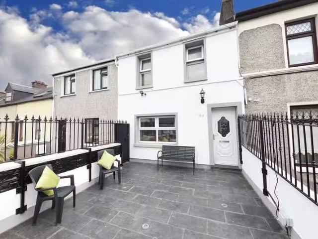 34 Ballyhooly Road, Dillons Cross, Cork City, Co. Cork, T23T6H.