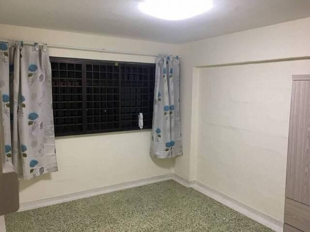 34 Bedok South Ave 2 common room