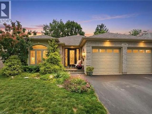 34 Brooklyn Avenue, Brantford, ON, N3T 1B4 house for sale | Listing ID 40845 | Royal LePage