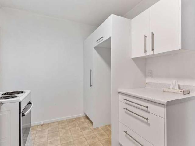 3/4 Cambourne Road, 1781, Auckland City