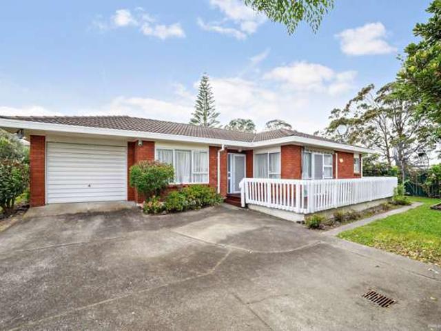 34 Coniston Avenue, Te Atatu South, Waitakere City