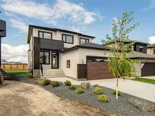34 Clover Terrace, West St Paul, MB, R2V 5L2 Luxury House fo.