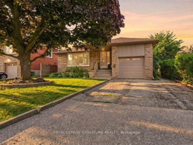 34 Clifton Avenue, Toronto, ON, M3H 4L1 house for sale | Listing ID C13566 | Royal LePage
