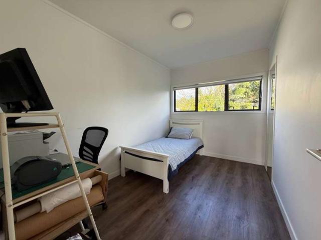 3/4 Cruickshank Crescent, Meadowbank, Auckland City