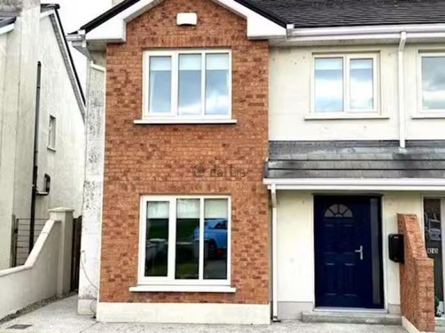 34 Dunard, Craughwell, Craughwell, Co. Galway is for rent