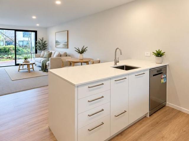 3/4 Emmett Street, Shirley, Christchurch City
