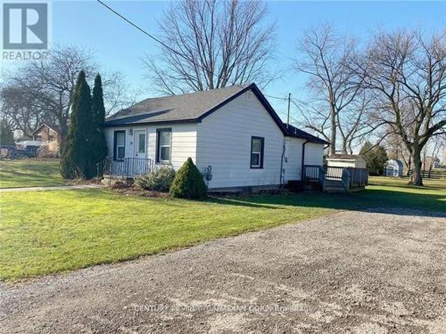 34 Eureka Street, Lambton Shores Forest, ON, N0N 1J0 house for lease | Listing ID X13600 | Royal LePage