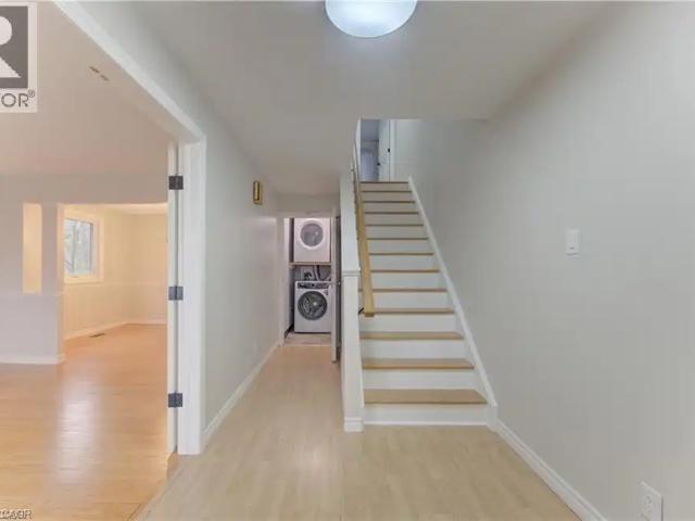 34 FOREST GLEN Court Unit# A