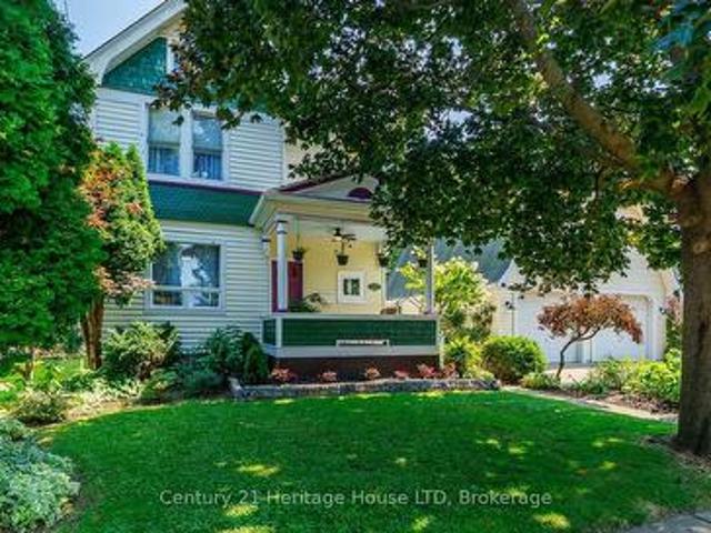34 Henry Street, St. Catharines Downtown, ON, L2R 5T6 house for sale | Listing ID X13715 | Royal LePage