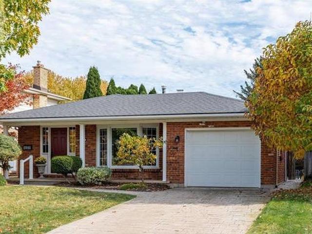 34 LAKEBREEZE Crescent St Catharines Ontario